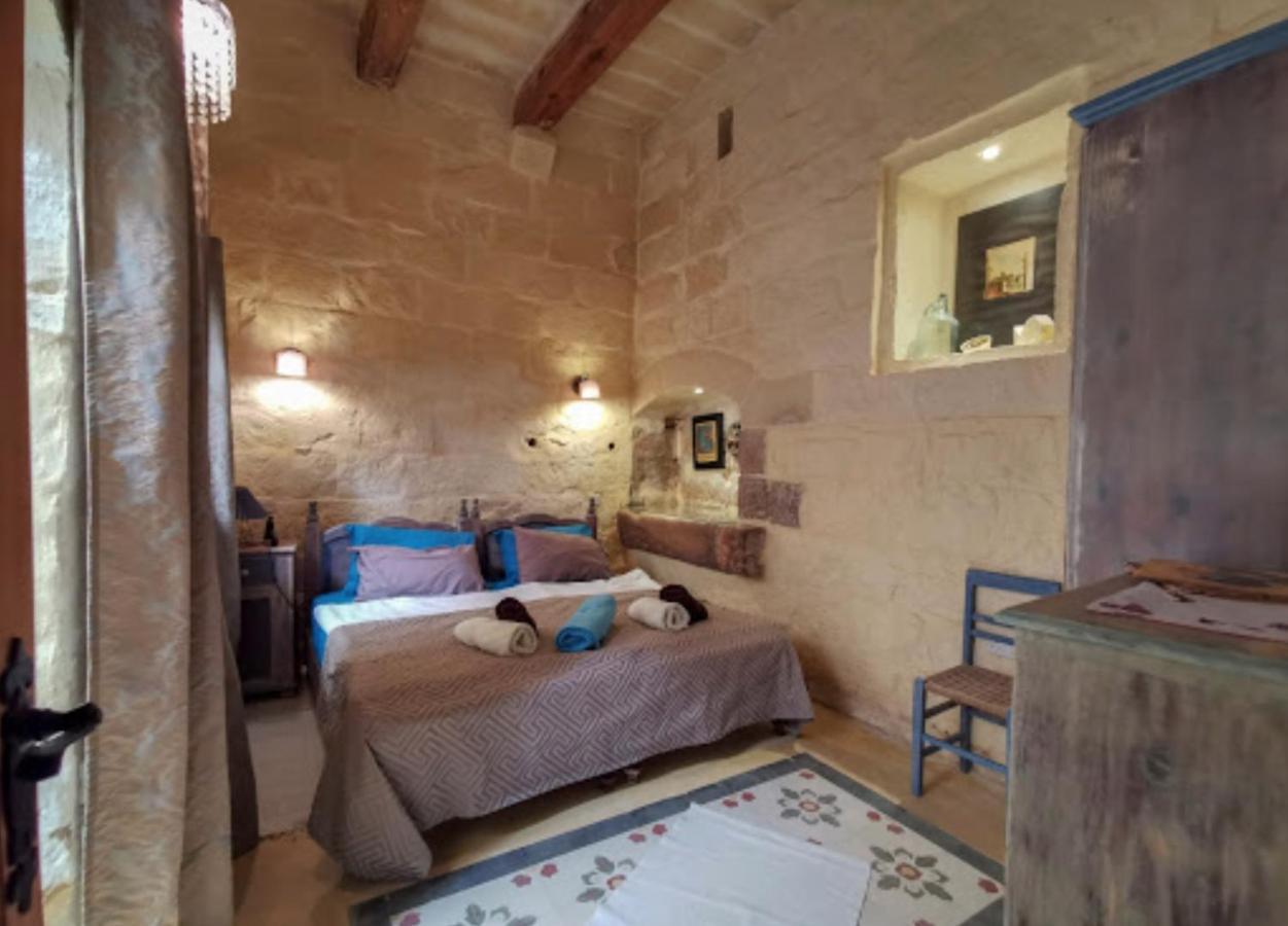 Peaceful Farmhouse Stay With Cozy Yard Għarb Extérieur photo