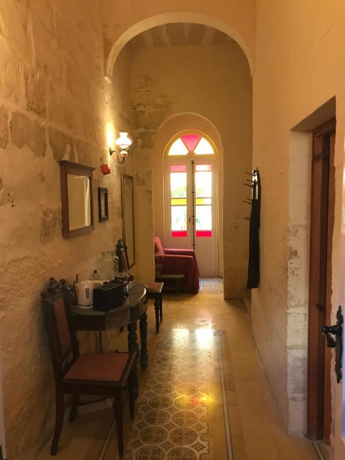 Peaceful Farmhouse Stay With Cozy Yard Għarb Extérieur photo