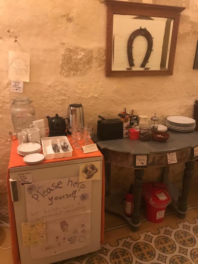 Peaceful Farmhouse Stay With Cozy Yard Għarb Extérieur photo